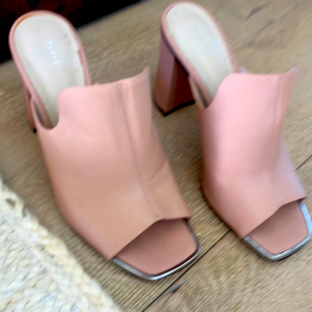 Pedro slide size 36 light pink leather upper